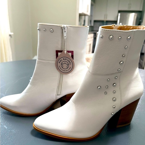 Brantanos Shoes - Brantano White and Brown Heeled Boots with Stud Details